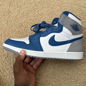 Jordan 1 High